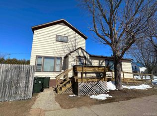 2008 2nd Ave N, Escanaba, MI 49829