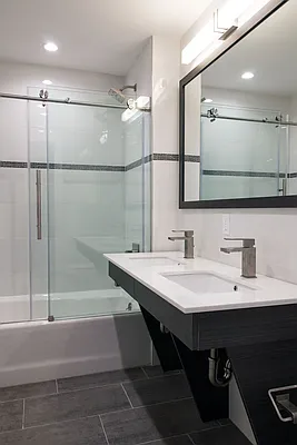 Rented by Grand & Co. | media 32