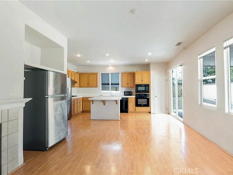 22272 Summer Holly Ave — Photo 10