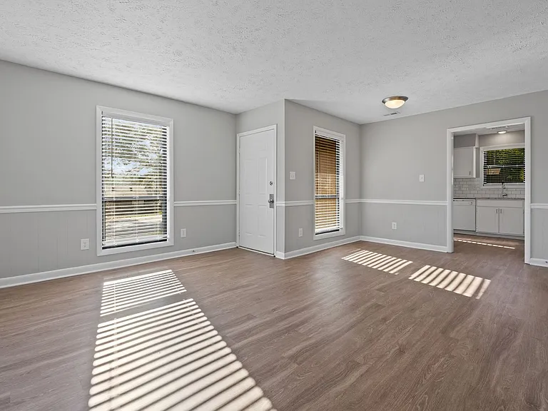 Cooper's Ranch Apartments — Photo 31