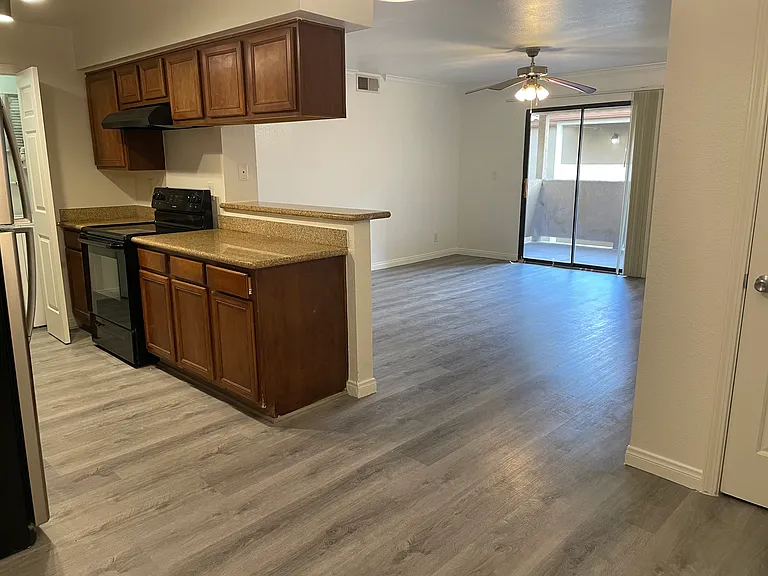 3135 S Mojave Rd #212 — Photo 5