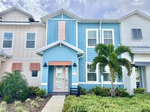 2946 Castaway Ln, Kissimmee, FL 34747