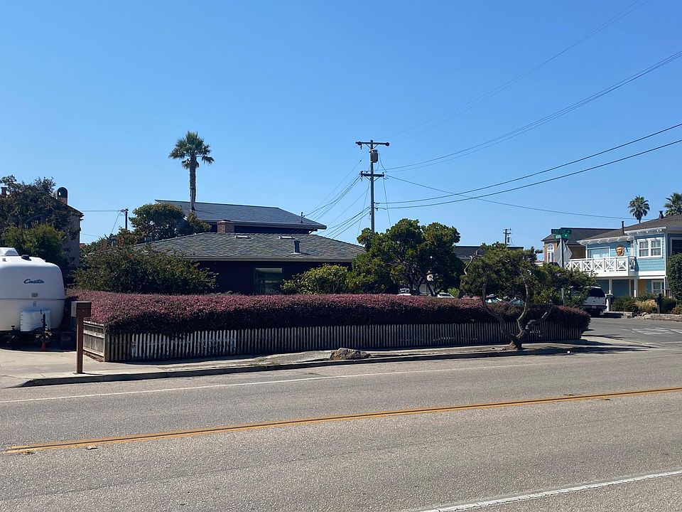 E. Cliff Dr. side