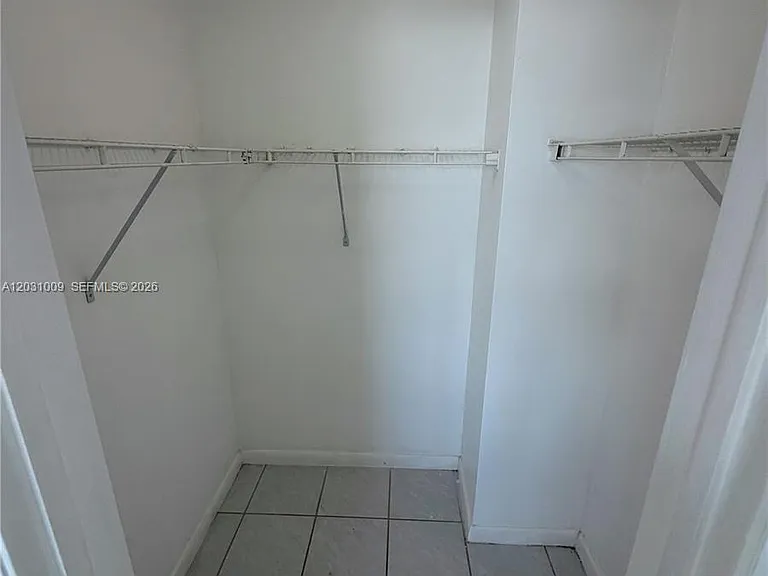 2001 Bay Dr #401 — Photo 9