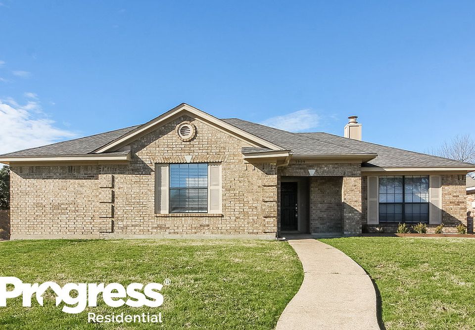 1st image of 3909 Knights Bridge Dr