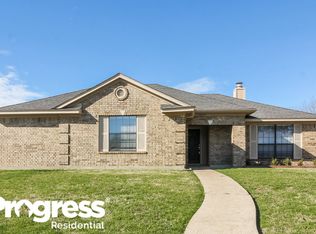 3909 Knights Bridge Dr, Rowlett, TX 75088