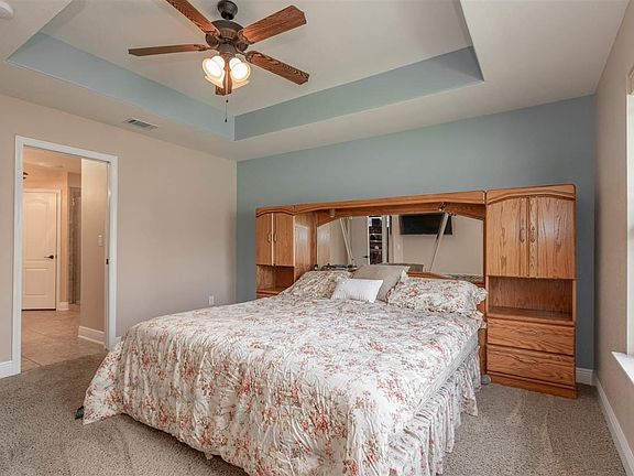 4th image of 2539 Fiddlers Cir