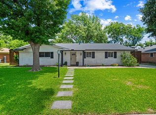 2129 Goerte Dr, Grand Prairie, TX 75051