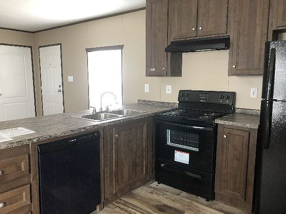 3rd image of 1123 Walt Williams Rd #91