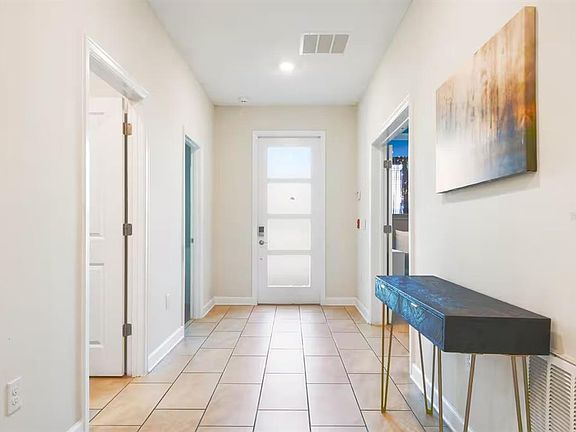 2nd image of 4550 Narrative Ln