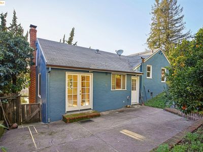 6576 Lucas Ave, Oakland, CA, 94611