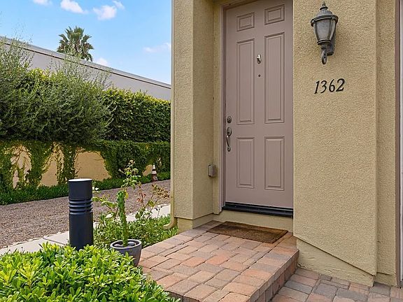 4th image of 1362 Isabella Way