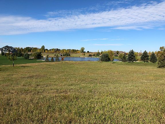 4th image of 813 E Silver Pond Pl