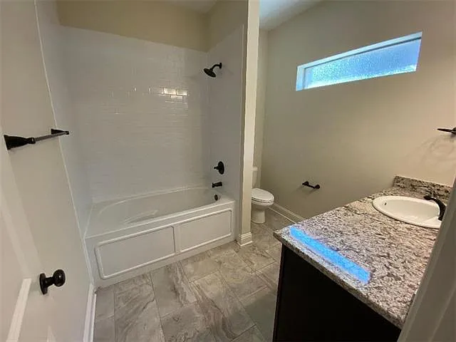712 Heavens Dr #C — Photo 9