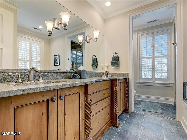 225 Channel Ln — Photo 33