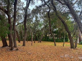 Kenneth Way, Tarpon Springs, FL 34689