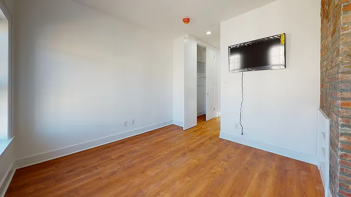 Rented by LandSeair Real Estate Group | media 5