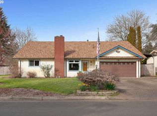 911 NE Darnielle Dr, Hillsboro, OR