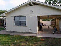2nd image of 418 E Phillips Ct