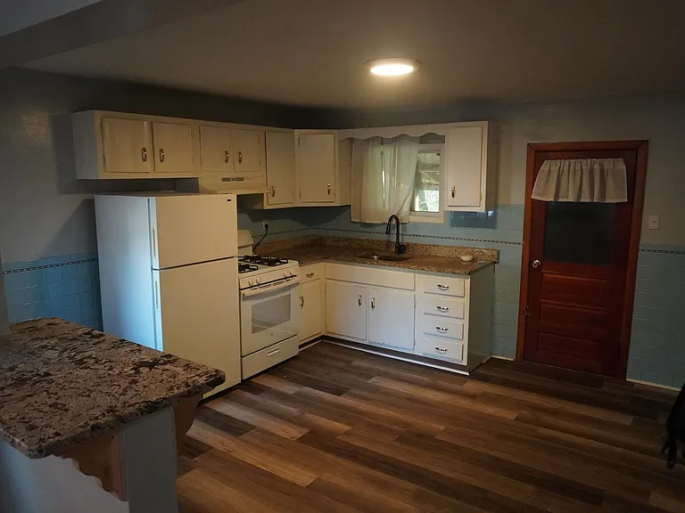 715 Tracy St #1 — Photo 3