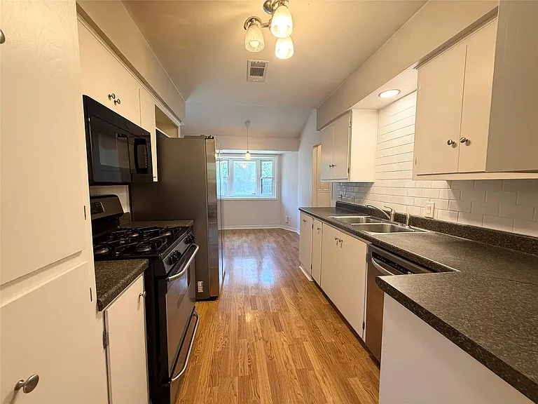 6301 Emory Ln — Photo 5