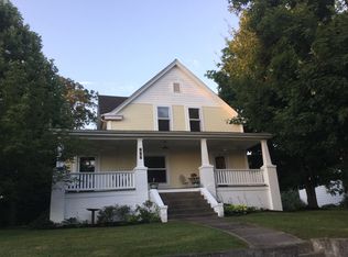 109 High St, Berea, KY 40403