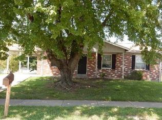 2320 Bensonhurst Dr, Florissant, MO