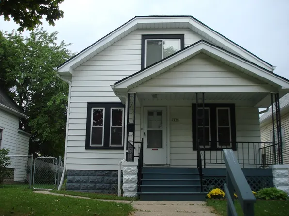 2025 S 71st St, West Allis, WI 53219