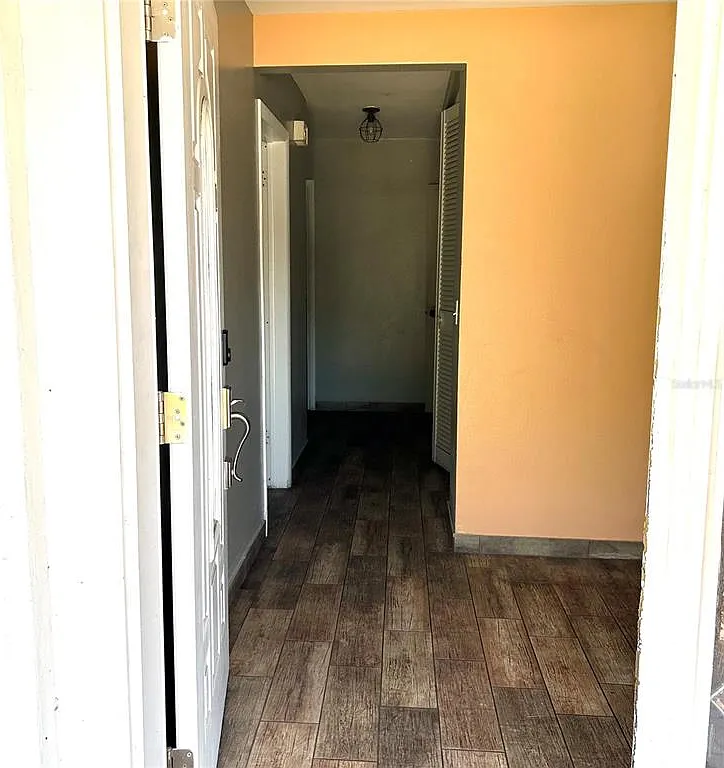 2 bed, 2.0 bath, 1407 sqft, $2,600 — Photo 3