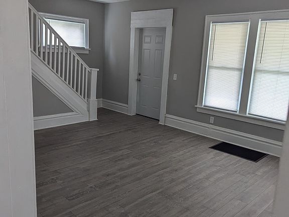 5th image of 813 E Starr Ave