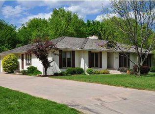 7800 E Donegal Ln, Wichita, KS 67206