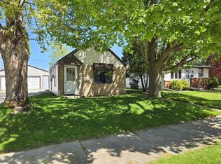 1263 S 32nd St, Manitowoc, WI 54220