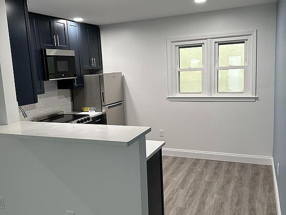 2nd image of 20471 Washington St #6