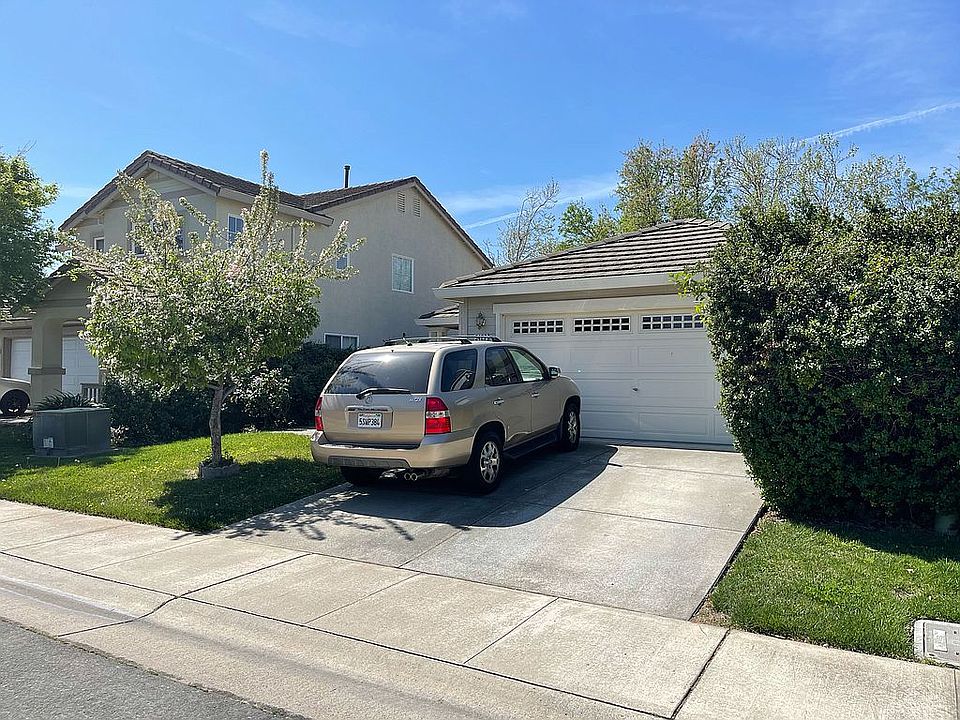 2nd image of 5427 Banderas Way
