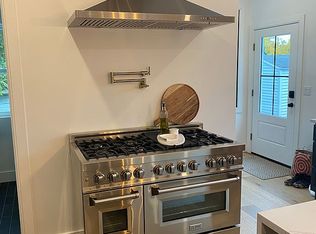 96 1st St #V, Cohoes, NY 12047