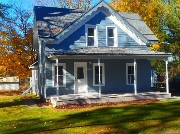 6659 South St, Red Creek, NY 13143