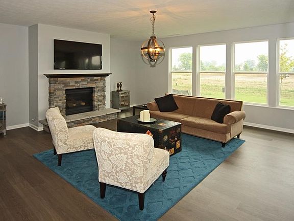 5th image of 15788 Millwood Dr