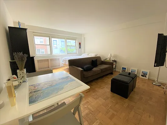 Rented by Corcoran | media 8