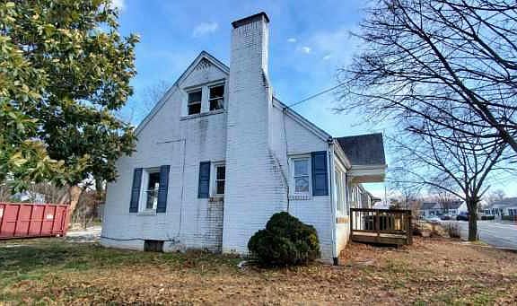 3rd image of 210 Bellview Ave