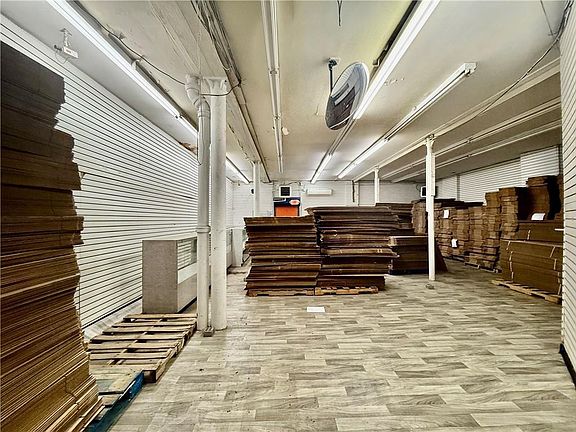 3rd image of 755 McDonald Ave