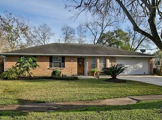 5607 Cartagena St, Houston, TX 77035