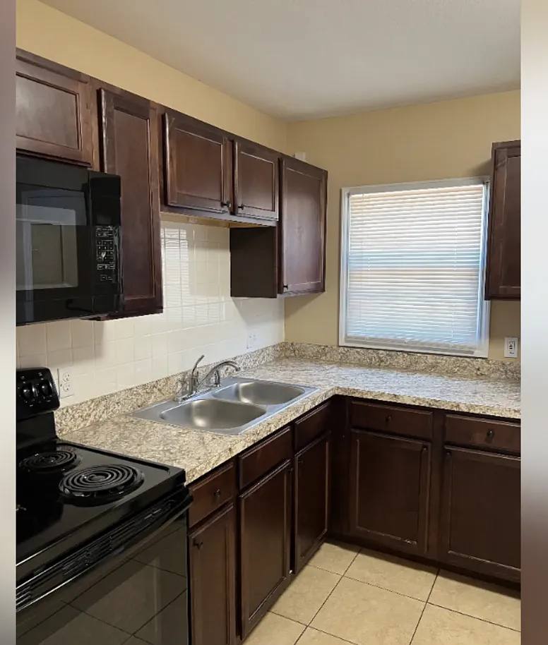 Beckley Apartment Homes — Photo 1