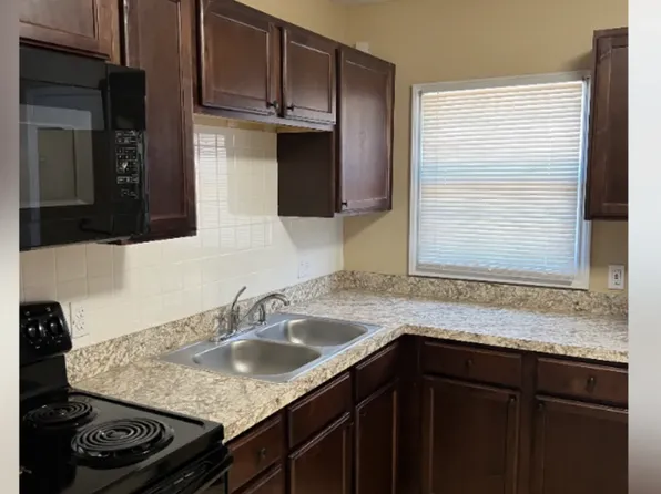 Beckley Apartment Homes, 1421 S Beckley Rd, Red Oak, TX 75154