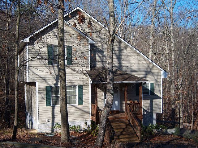 1st image of 521 Cub Ln