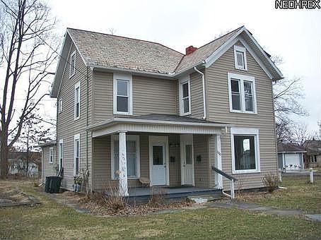1st image of 1000 Tuscarawas Ave NW