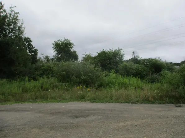 130 Chestnut Dr, Horseheads, NY 14845