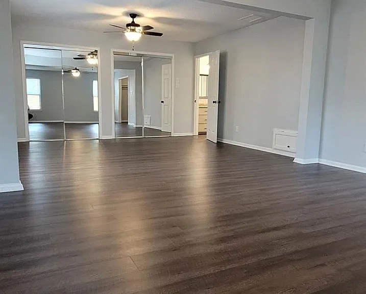 9614 Charter Ridge Dr — Photo 20
