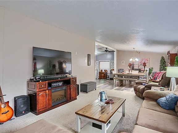 3rd image of 164 Harbor Village Dr