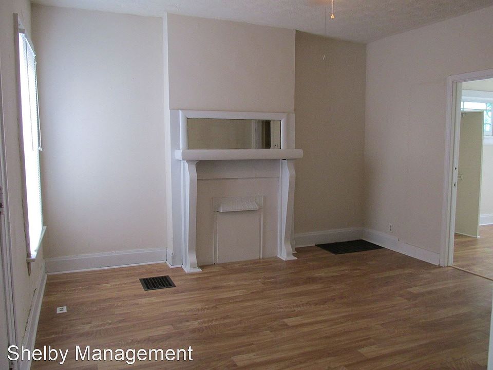 1st image of 164 E 9th Ave #5905334