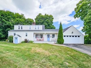 19 Village Dr, Dover, NH 03820